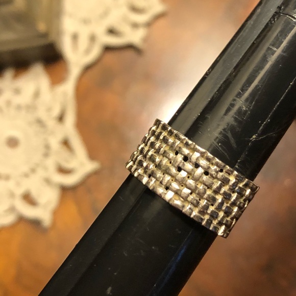 Vintage Wide Band Sterling 925 Basketweave Ring - Picture 6 of 7